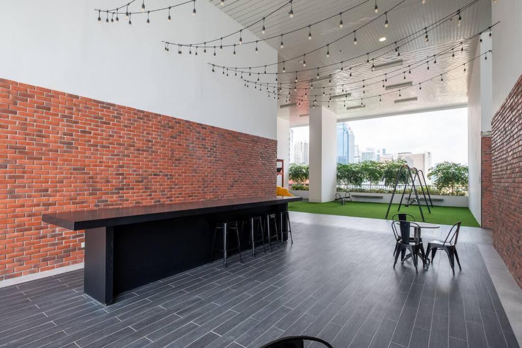 Chambers Near Pwtc Sunwayputra Klcc Infinitypool Pangsapuri